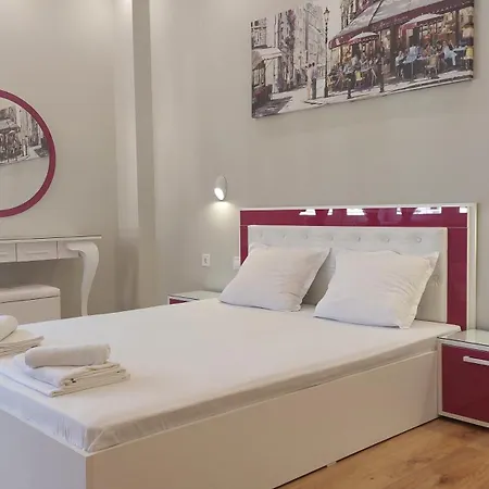 Apartment Pink & Blue - 2bdr With Balcony - Wi-fi Varna