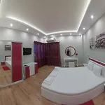 Apartment 2br In Center Pedestrian Street Balcony Fast Wifi Varna