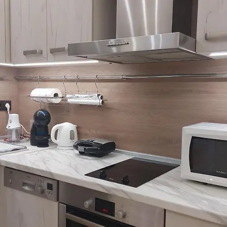 2br In Center Pedestrian Street Balcony Fast Wifi Appartamento Varna