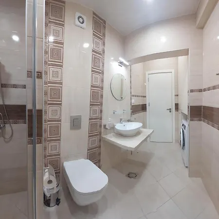 Pink & Blue - 2bdr With Balcony - Wi-fi Apartamento *