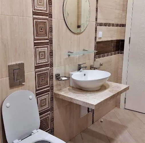 2Br Apartment In Varna Center Pedestrian Street Balcony Fast Wifi