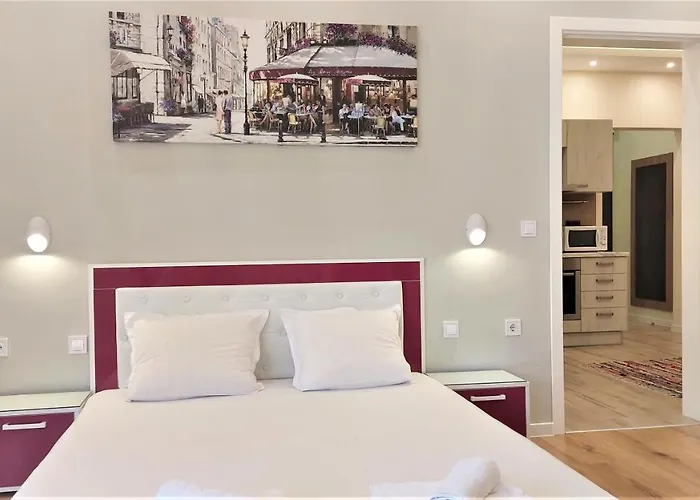 2Br Apartment In Varna Center Pedestrian Street Balcony Fast Wifi Apartment Varna