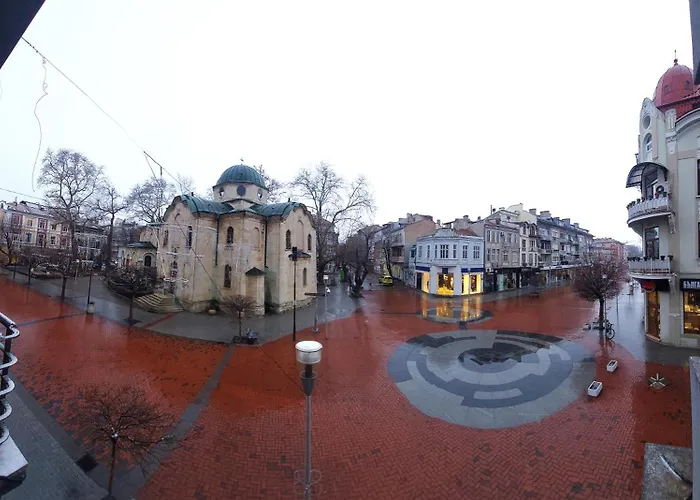 2Br Apartment In Varna Center Pedestrian Street Balcony Fast Wifi Appartamento